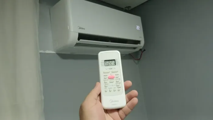 Ar condicionado 1 mês de uso (leia a descrição)