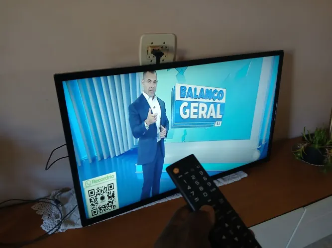 TV LG LED 39" + CRHOMECAST