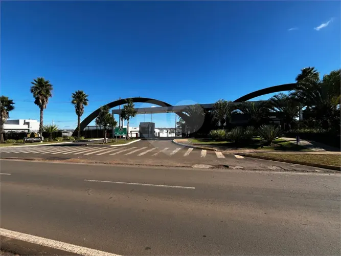 Terreno à venda em Vila popular - SP