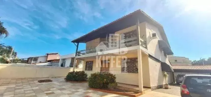 Casa com 4 dormitórios à venda, 353 m² por R$ 2.700.000,00 - Camboinhas - Niterói/RJ