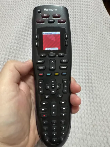 Controle remoto universal Logitech Harmoni 700