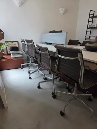 Jogo de 4 Cadeiras eames office - esteirinha sem braço courino marrom cafe