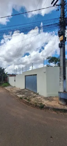 Casa grande e espaçosa pra vender