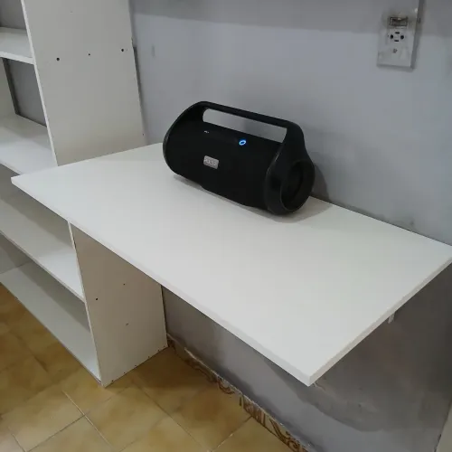 Mesa de estudo ou cozinha dobrável