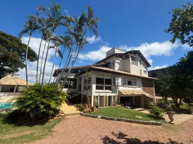 casa comercial 4 quartos; 7 banheiros; 1200 metros quadrados; bairro ilha das flores.