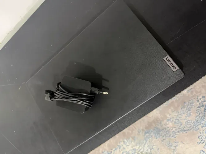 Lenovo v15 g2