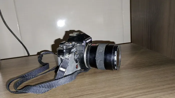 Camera fotográfica antiga,  yashica, FX-D quartz 