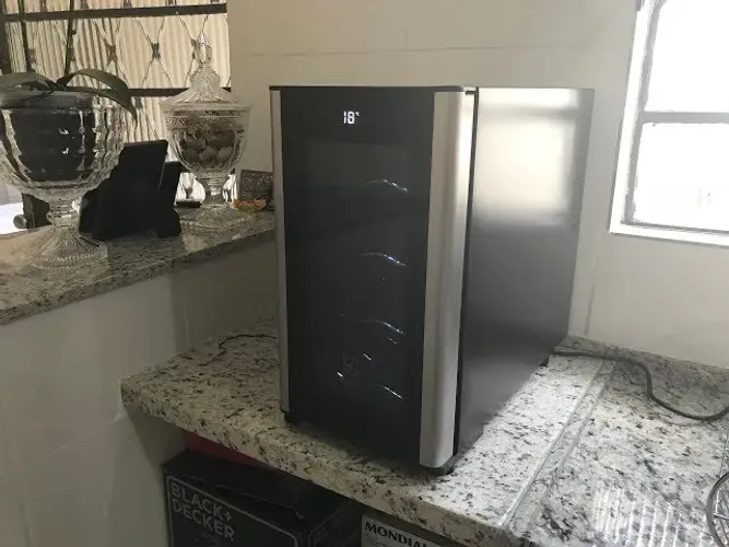 Adega Electrolux Climatizada 8 garrafas