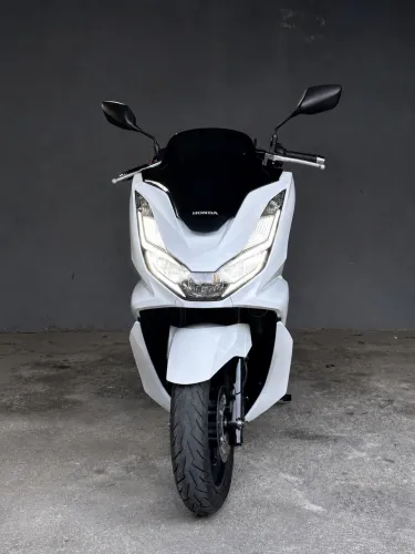 Vendo PCX Branca