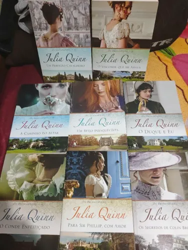 Desapego de livros em excelente estado.