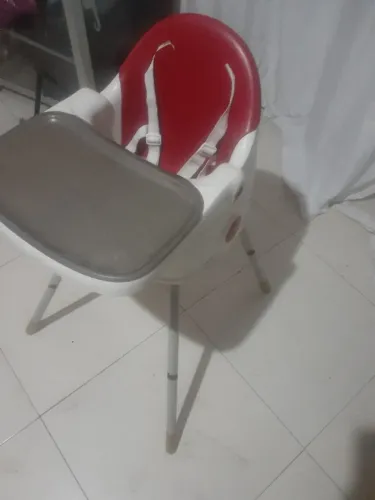 Cadeira de alimentação  infantil