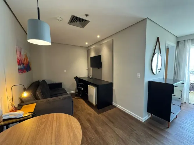 Flat com 1 dormitório, 44 m² - venda por R$ 240.000 ou aluguel por R$ 4.200/mês - Centro -