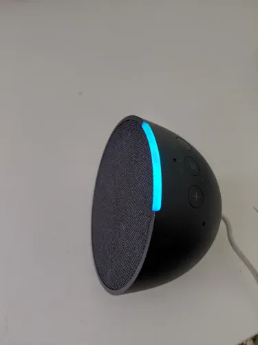 Echo pop Amazon com Alexa carregador original