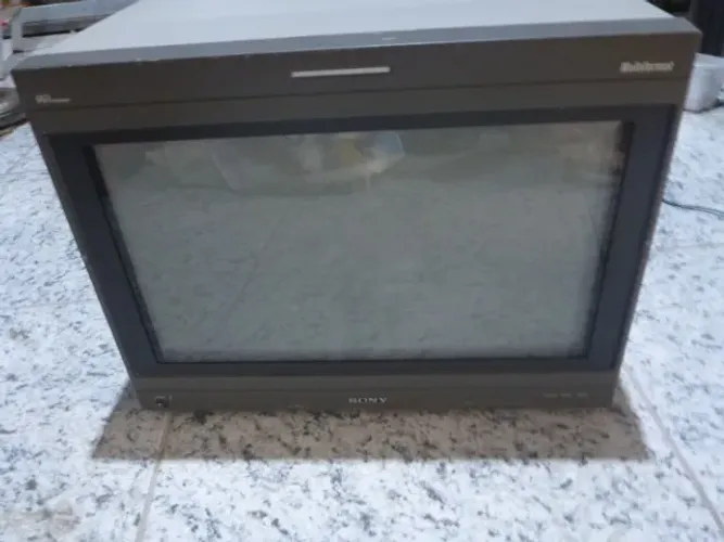 MONITOR SONY BVM-F24U