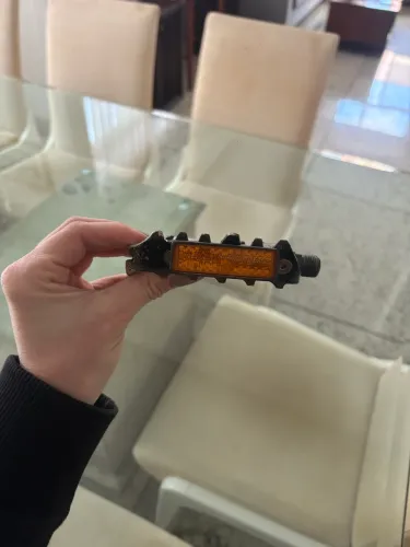 PEDAL FLAT