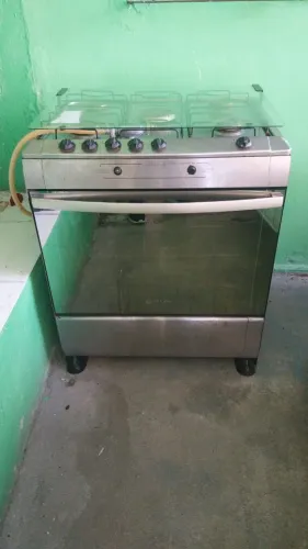 Fogão de 5 bocas