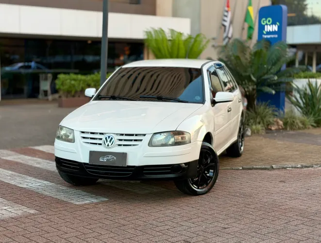 Volkswagen Gol Geração VI City 1.0 8V MI Total Flex 2P 2014