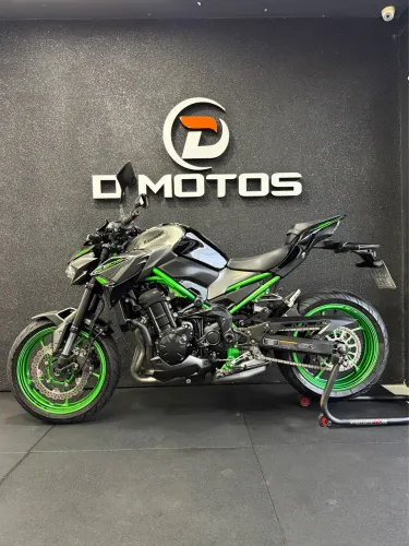 KAWASAKI Z900 - 2023
