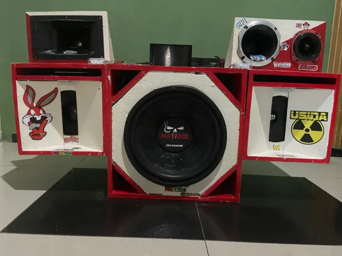 Vende-se som automotivo