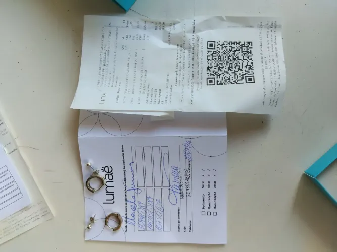 Argola e brinco prata Lumae. Na garantia.
