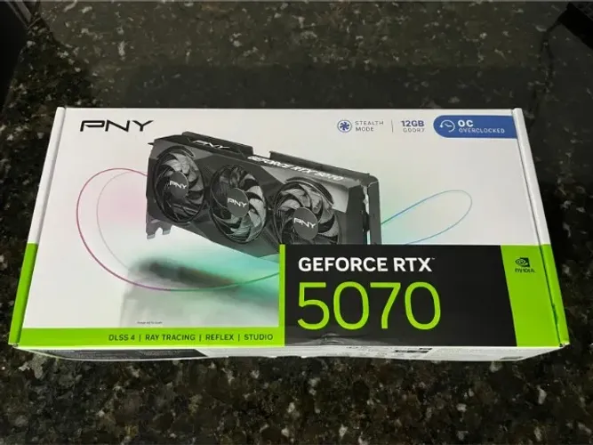Placa de Vídeo PNY NVIDIA GeForce RTX 5070 OC, 12GB, GDDR7, DLSS e Ray Tracing