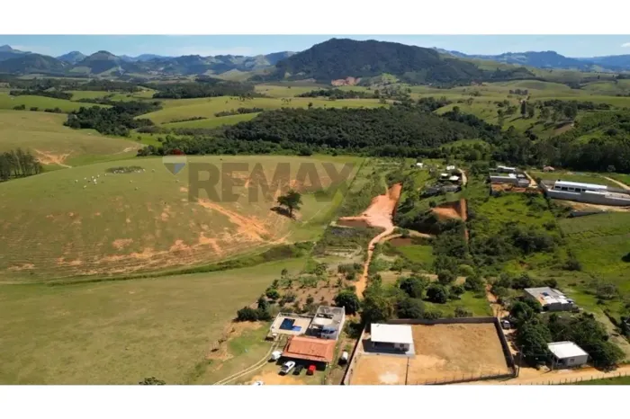 Terreno Rural com 2.000 m² à Venda em Itapeúna  Anchieta/ES