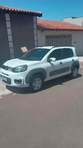 Fiat Uno WAY Celeb. 1.0 EVO Fire Flex 8V 5P 2015