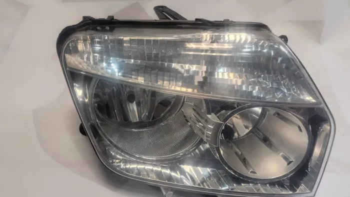 Farol Duster 2013 a 2017