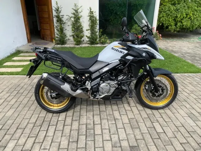 Vendo Suzuki Vstrom 650 23/24