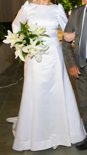Vestido de noiva em cetim