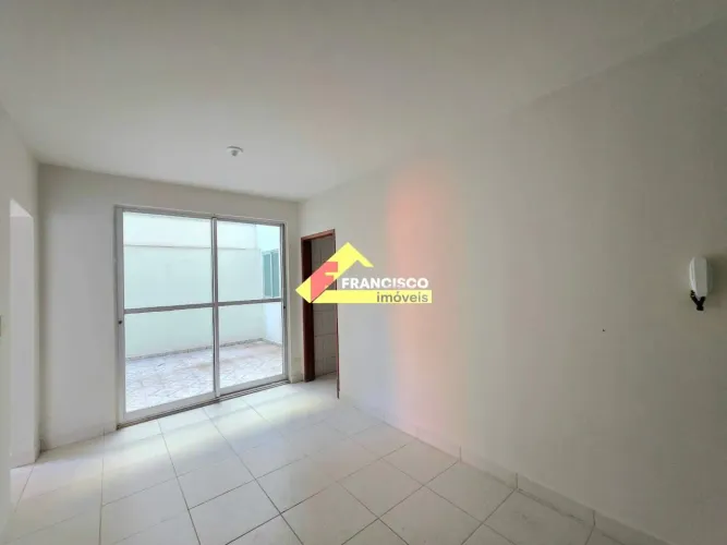 Apartamento com Área Privativa à venda, 2 quartos, 1 suíte, 1 vaga, Sidil - Divinópolis/MG