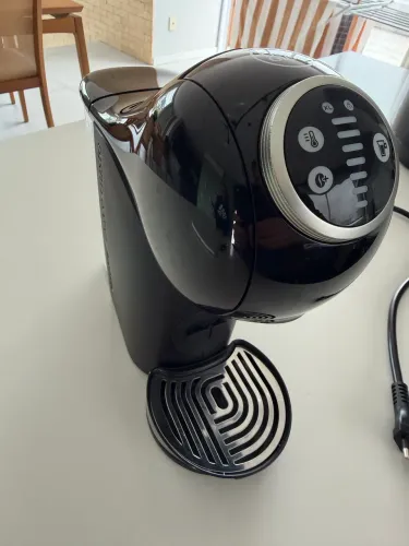 Cafeteira Dolce Gusto Gênio S Plus