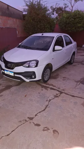 Toyota Etios X Sedan 1.5 Flex 16V 4P Mec. 2020