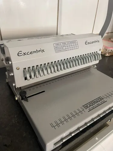 ENCADERNADORA EXCENTRIX 2x1