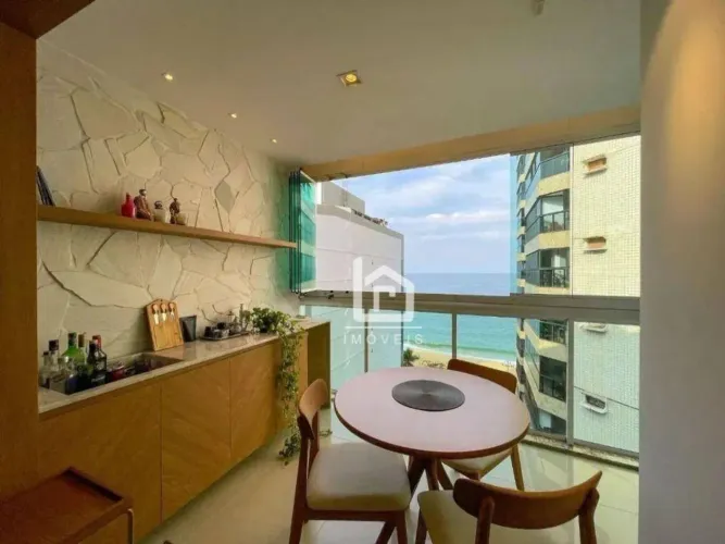 Apartamsnto 3 quartos com linda vista para o mar na Praia da Costa