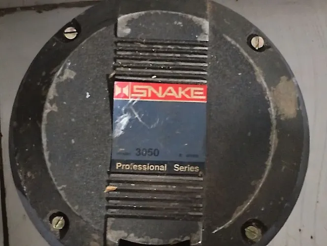 CORNETAS SNAKE TITÂNIO 3050