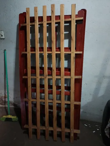 Estrado de cama de solteiro de 80 centímetros de largura,entrega grátis para Ribeirão .