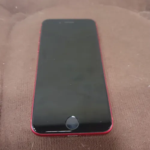 Iphone SE vermelho terceira geração 2022