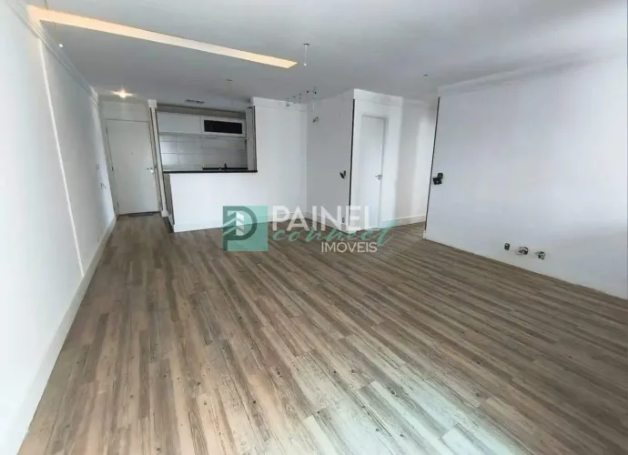 Andar no Centro de São Vicente | 2 Qtos (1 Suíte) | 2 Vagas | Venda R$ 750.000