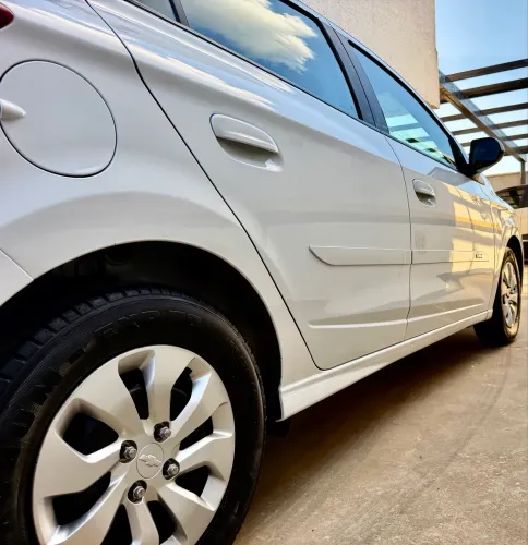 Chevrolet Onix Hatch LT 1.0 8V Flex Mec. 4P 2019