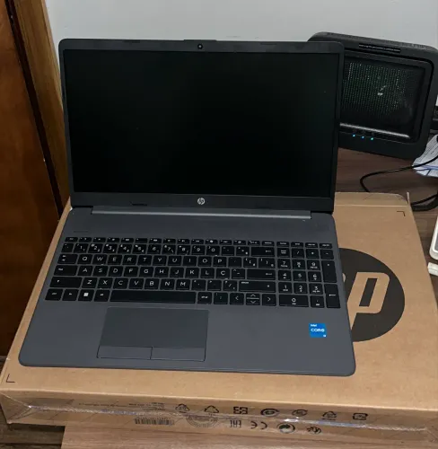 Notebook HP 256R G9 Intel Core i3 1315U 8GB 256GB 15,6? Windows 11 Intel UHD Graphics