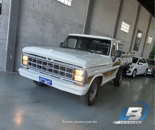 Ford F-1000 S. S. Diesel / S.s. Diesel Turbo 1985