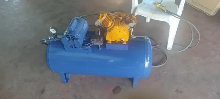 Compressor de ar 200LT