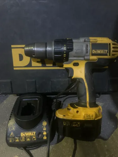 Vendo Dewalt super potente.