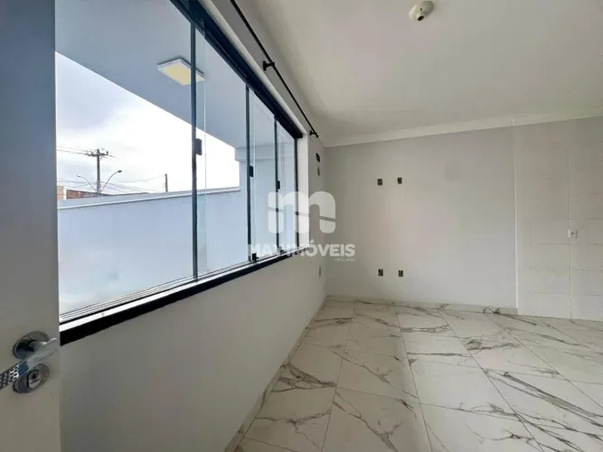 Apartamento térreo no bairro Areia Branca em Camboriú