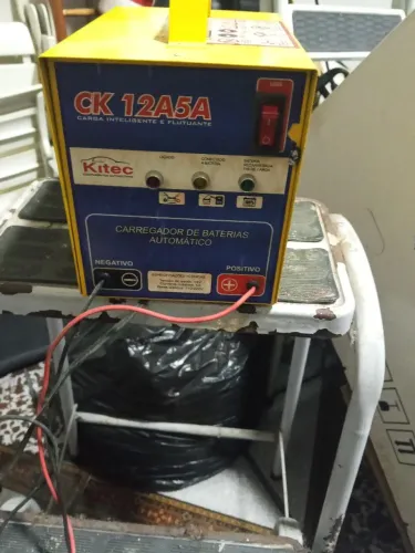 Carregador de Bateria