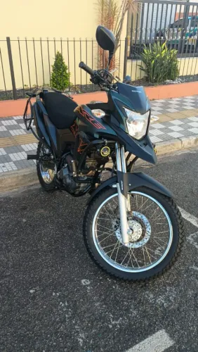 Xre 2024 único dono/troco por carro