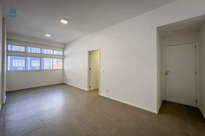Apartamento à venda na rua Dias da Rocha, em Copacabana