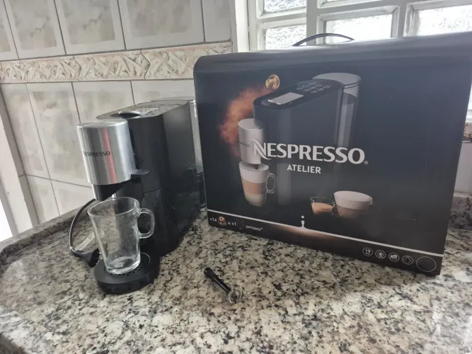 Cafeteira Nespresso Atelier