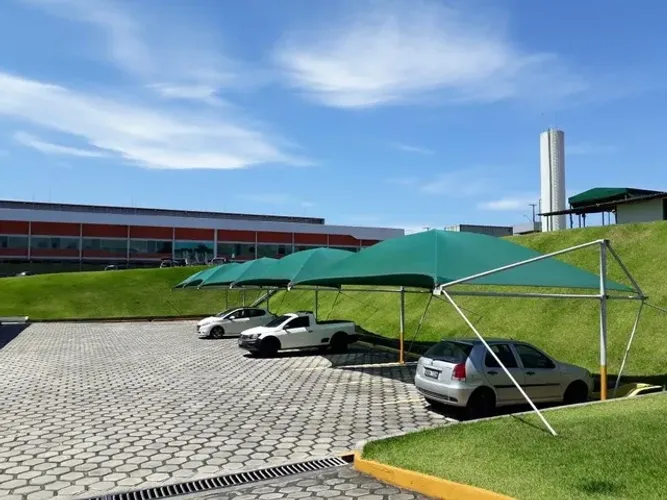 Lona, tenda e toldo 